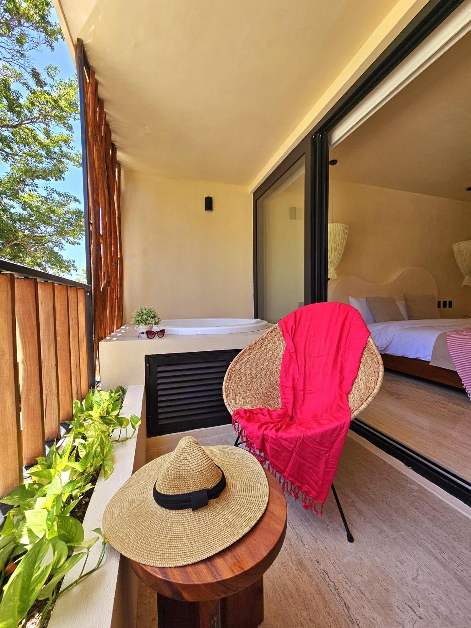 Loch Tulum Condos By Bunik Ngoại thất bức ảnh